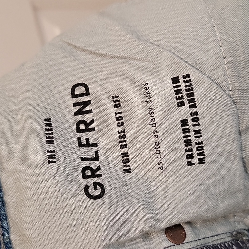 GRLFND Helena High Rise Cut Off Blue Denim Shorts Size 31 NWT - Picture 3 of 9